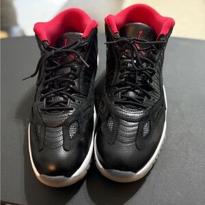Jordan 11 Retro Low IE